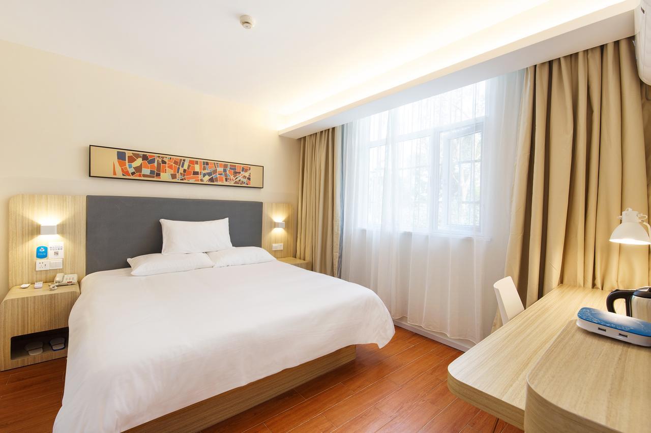 Hanting Hotel Shanghai International Tourist And Resorts Zone Nanhui Exterior photo